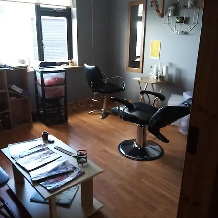 شقة Burren View Self Catering غالواي