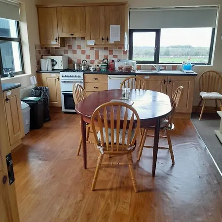 Burren View Self Catering شقة غالواي