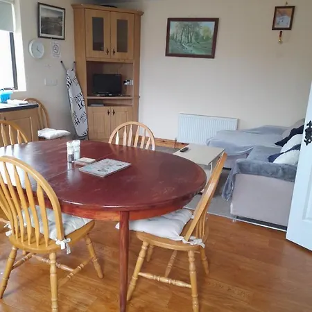 Burren View Self Catering * غالواي