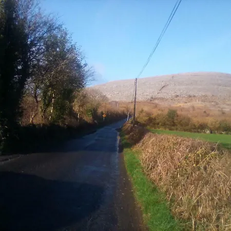 Burren View Self Catering شقة غالواي